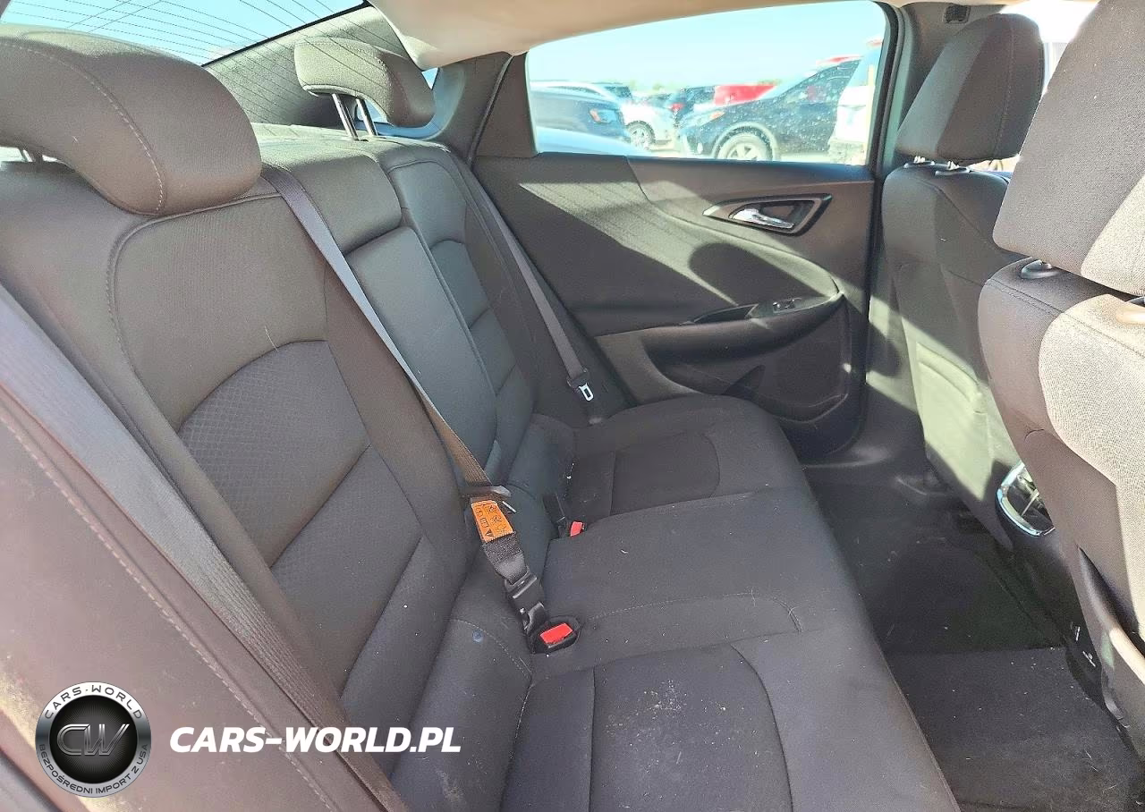 2016 Chevrolet Malibu Lt VIN:1G1ZE5ST8GF273135 - 10