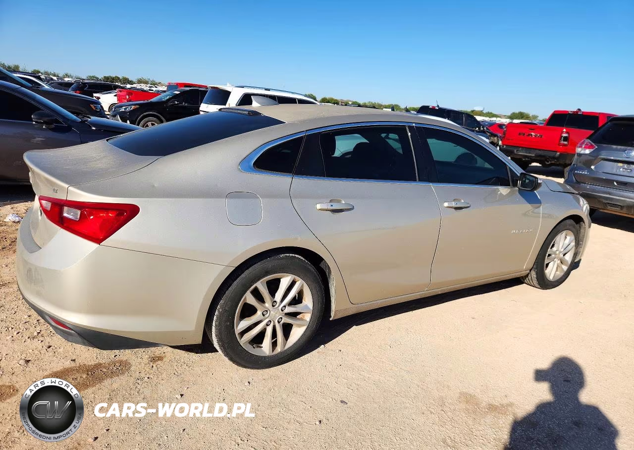 2016 Chevrolet Malibu Lt VIN:1G1ZE5ST8GF273135 - 3