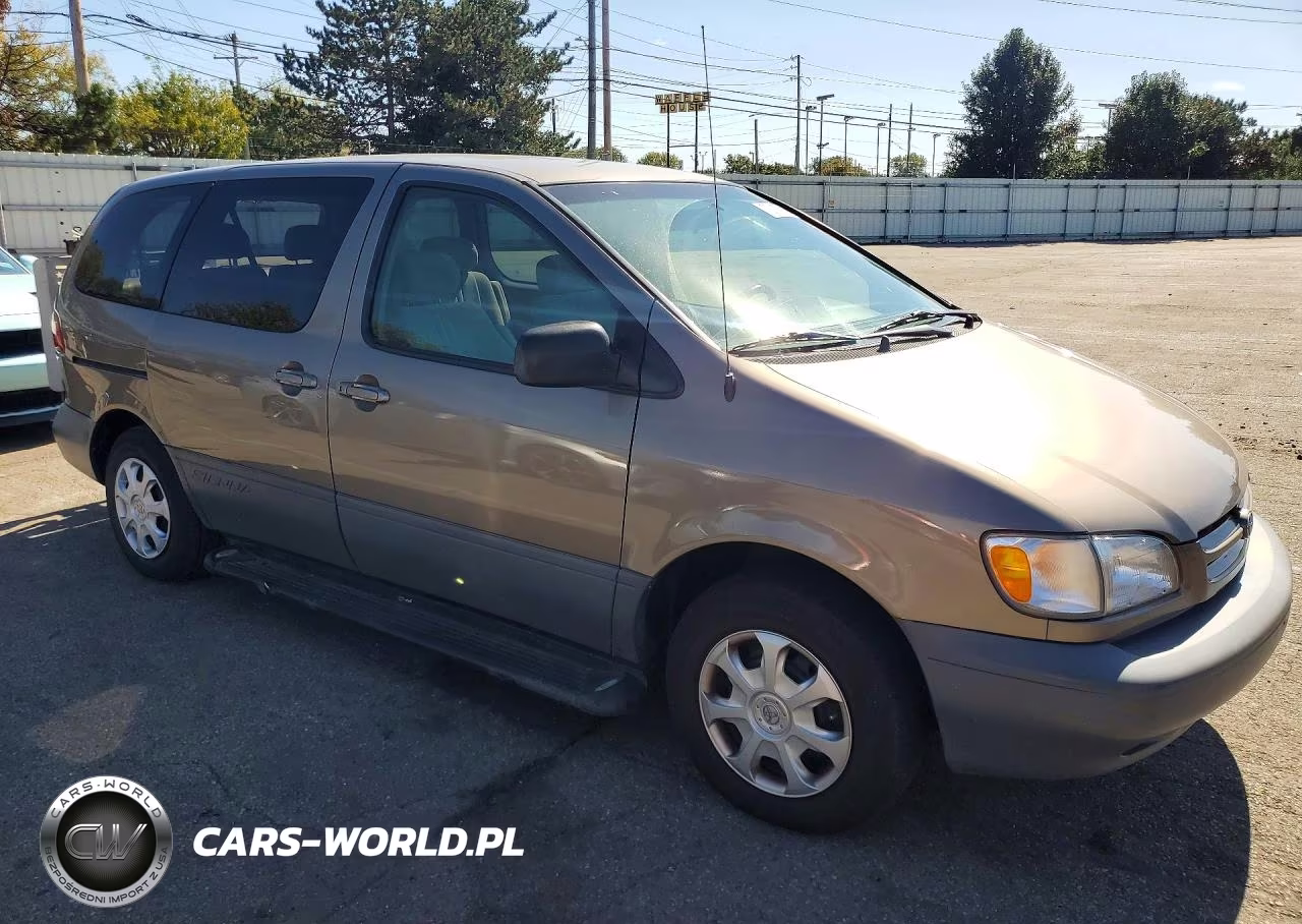 1999 Toyota Sienna Ce VIN:4T3ZF19C8XU137816 - 4