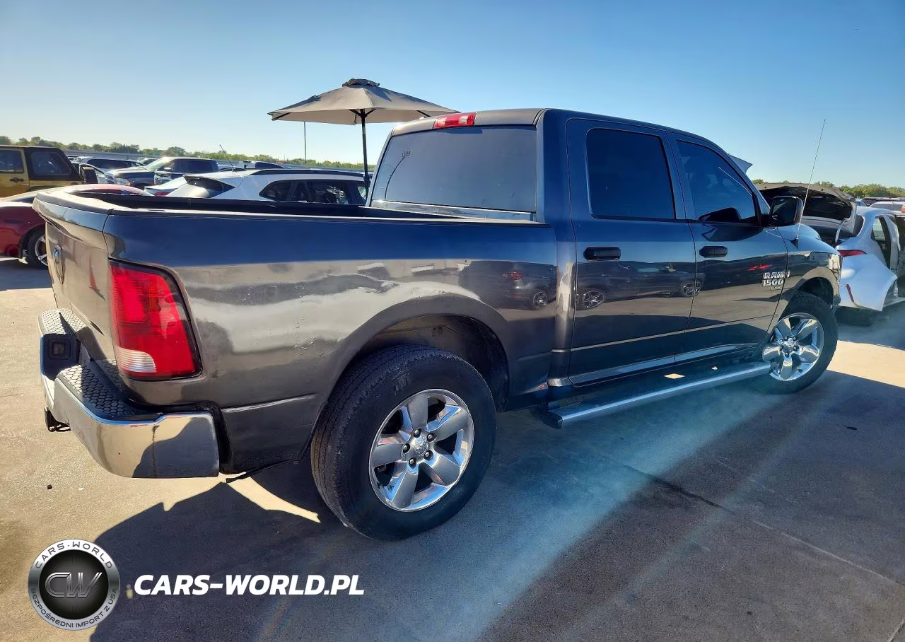 2019 Ram 1500 Classic Tradesman VIN:1C6RR6KT6KS562474 - 3