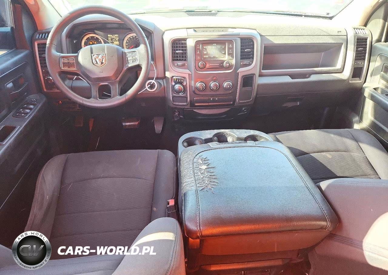 2019 Ram 1500 Classic Tradesman VIN:1C6RR6KT6KS562474 - 8
