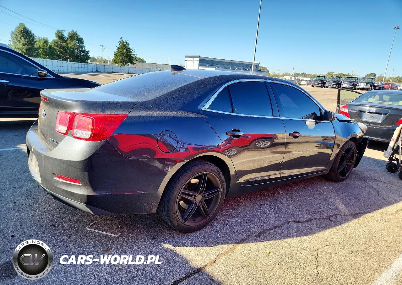2015 Chevrolet Malibu 1Lt VIN:1G11C5SL6FF331759 - 3