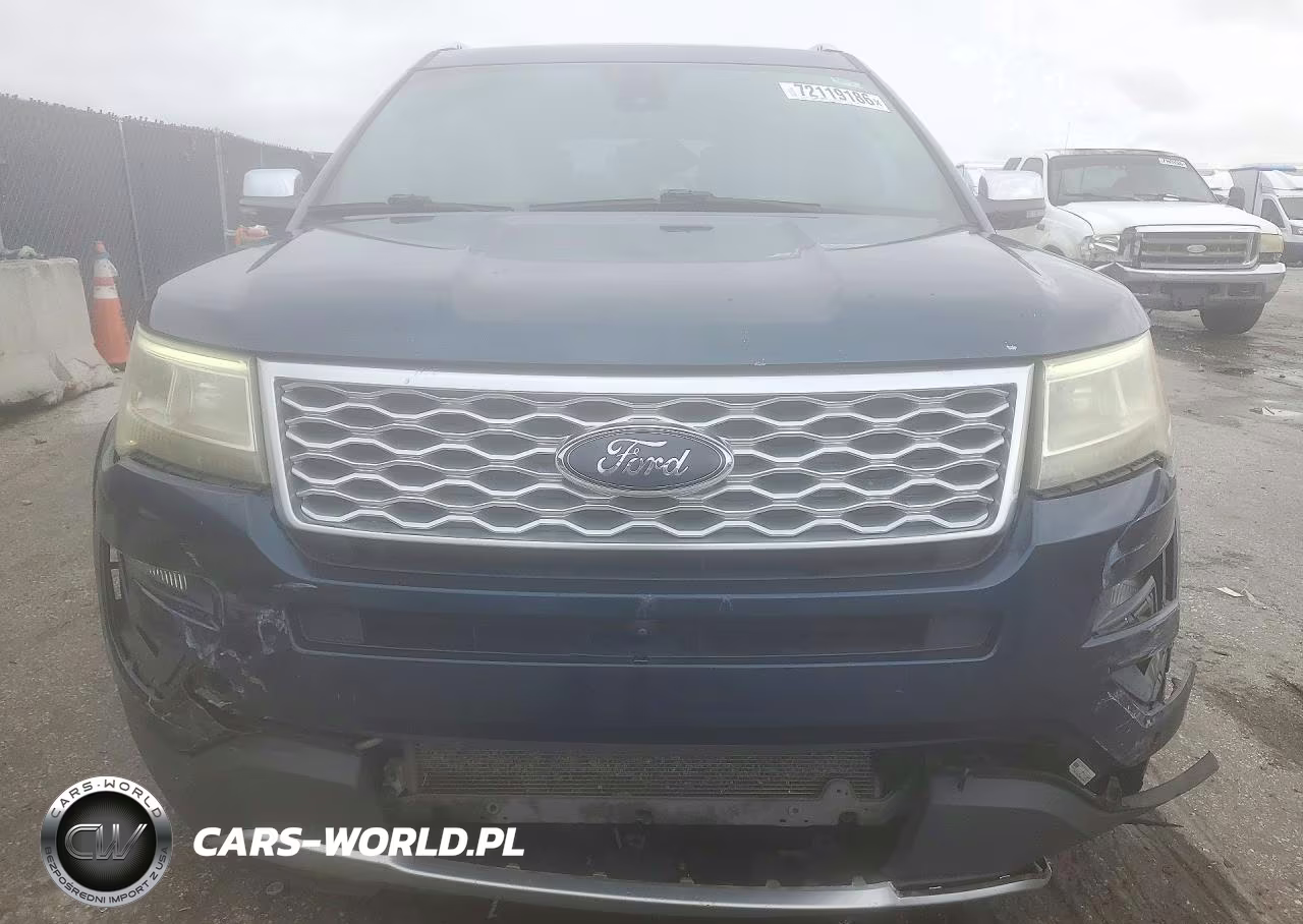 2017 Ford Explorer Platinum VIN:1FM5K8HT7HGD23442 - 5