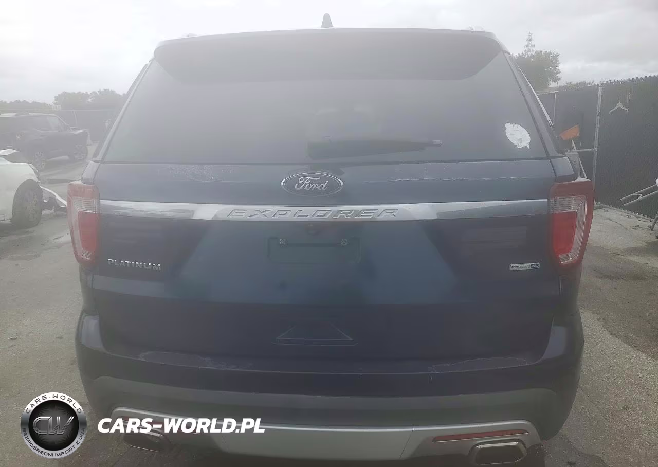 2017 Ford Explorer Platinum VIN:1FM5K8HT7HGD23442 - 6