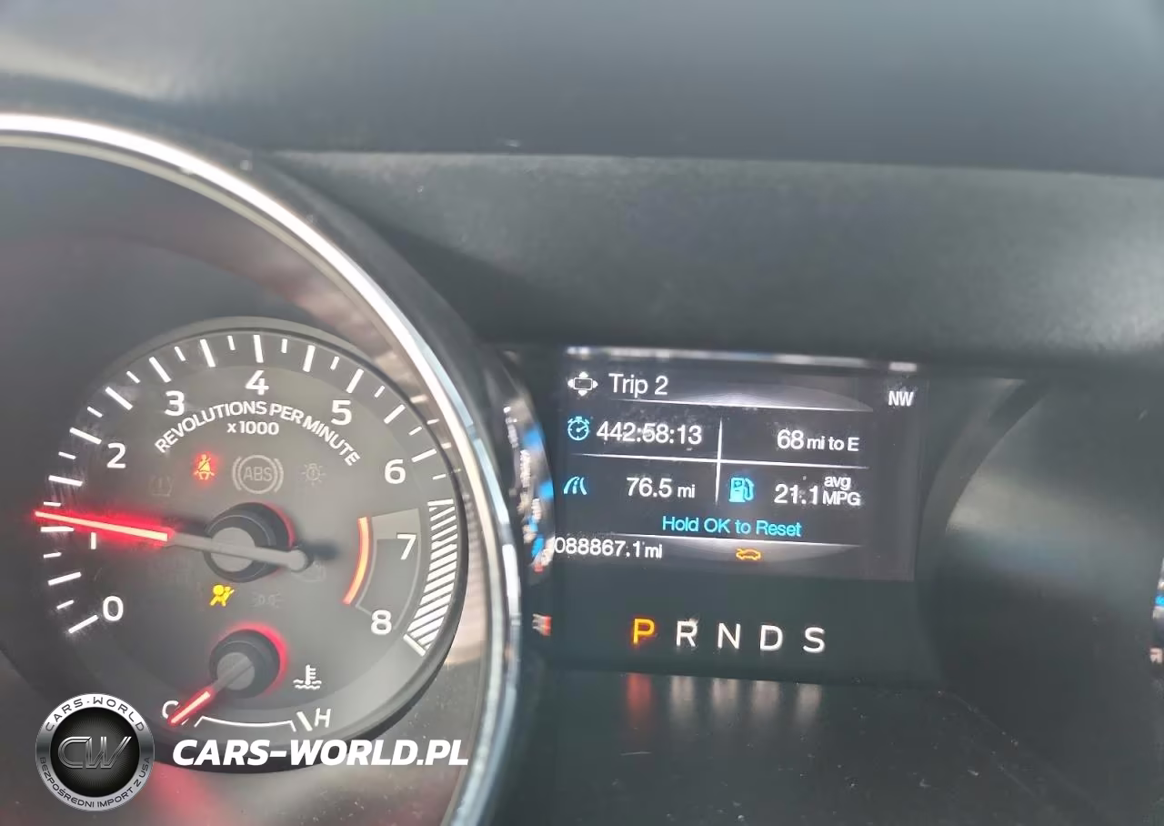 2017 Ford Mustang VIN:1FATP8UHXH5307445 - 9
