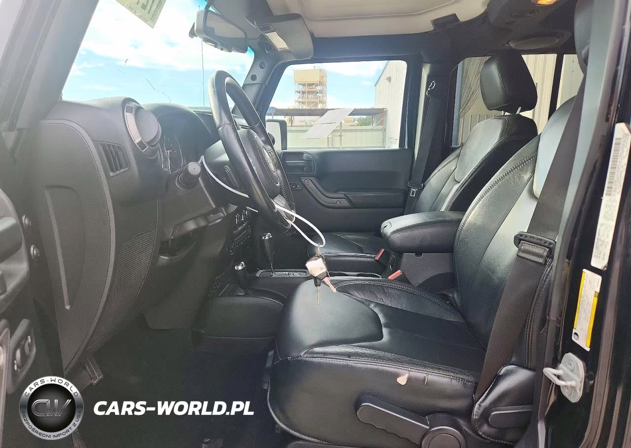 2013 Jeep Wrangler Unlimited Sahara VIN:1C4HJWEG5DL580603 - 7