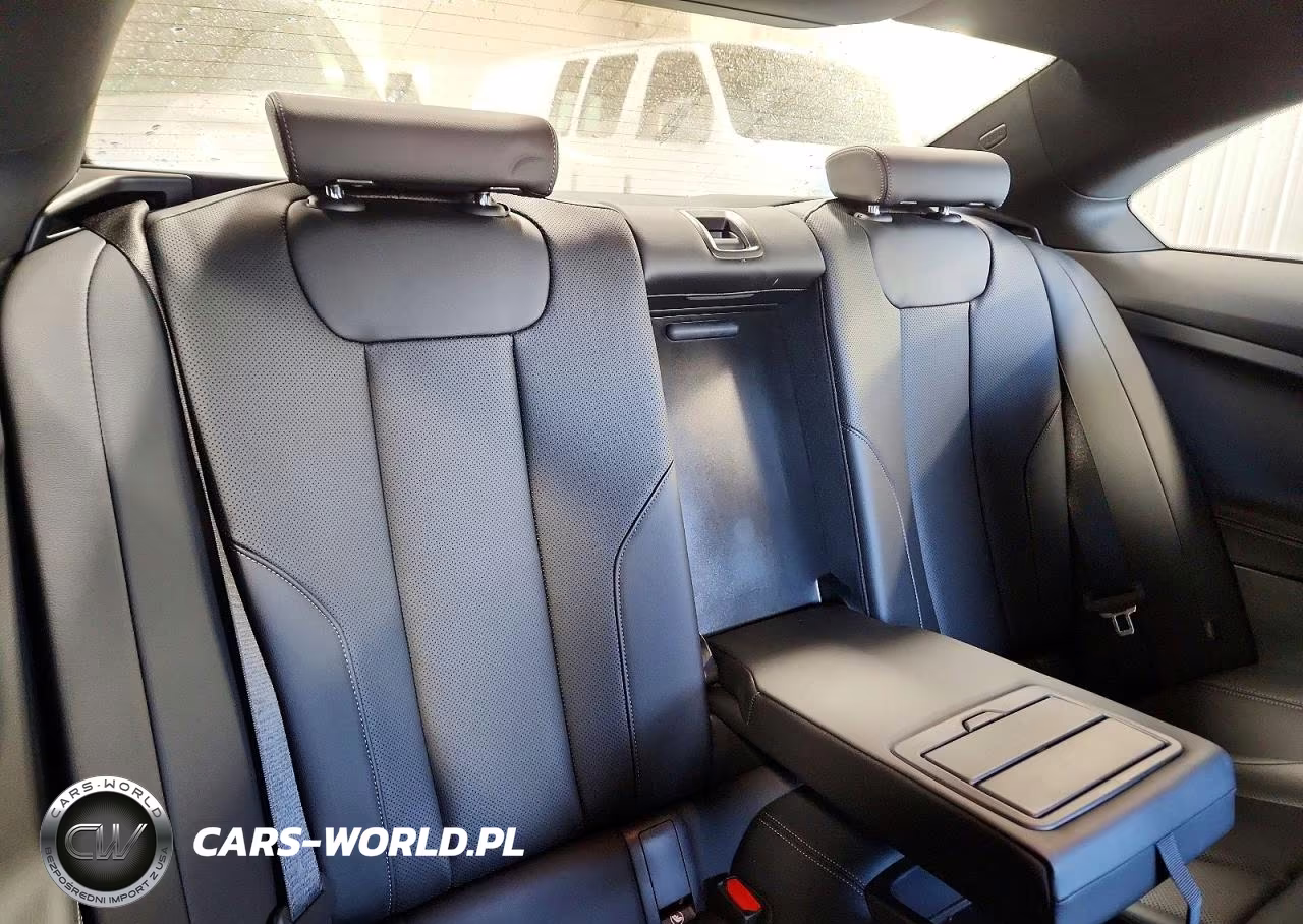 2025 BMW 230Xi VIN:3MW33CM03S8F74954 - 10