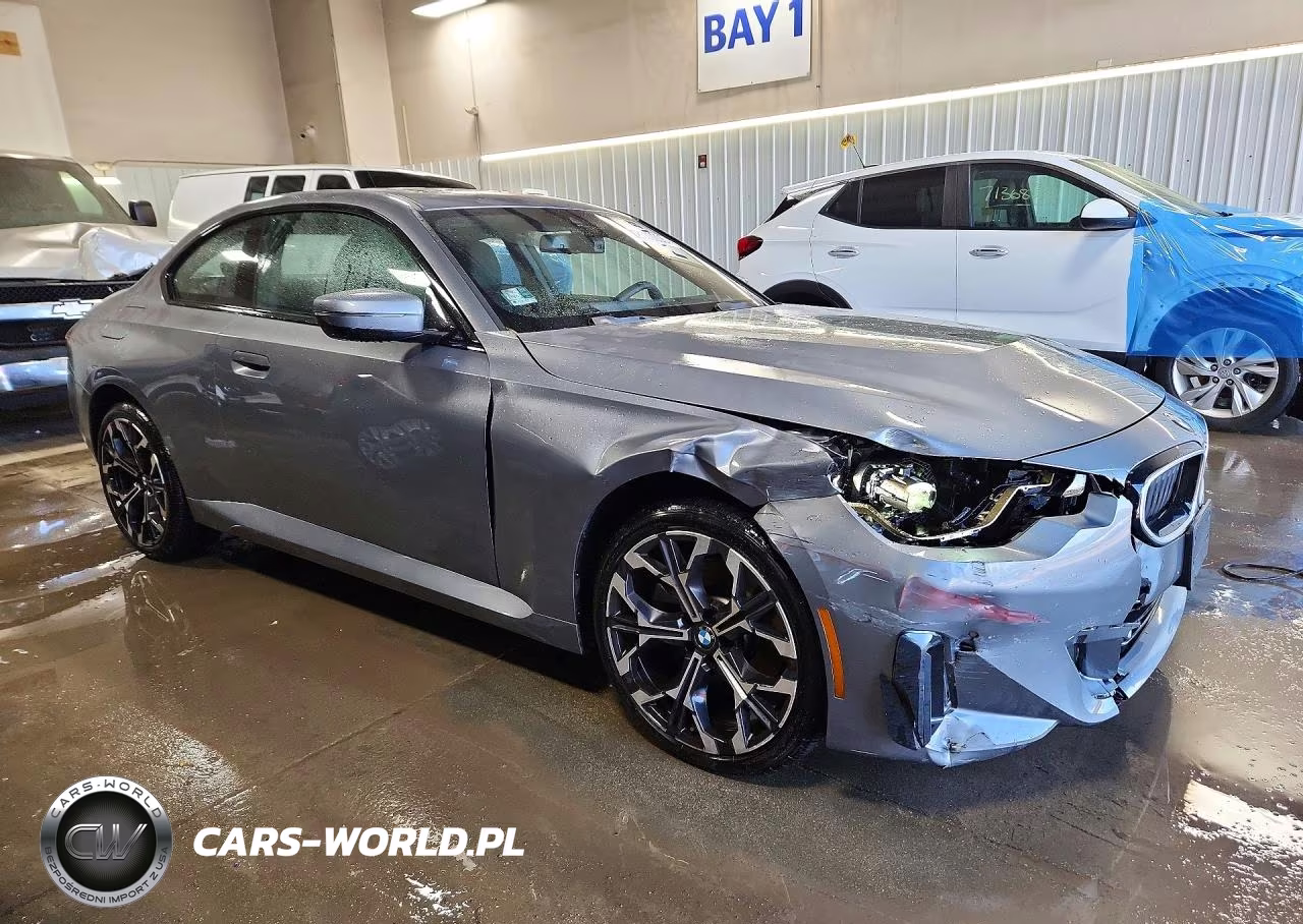 2025 BMW 230Xi VIN:3MW33CM03S8F74954 - 4