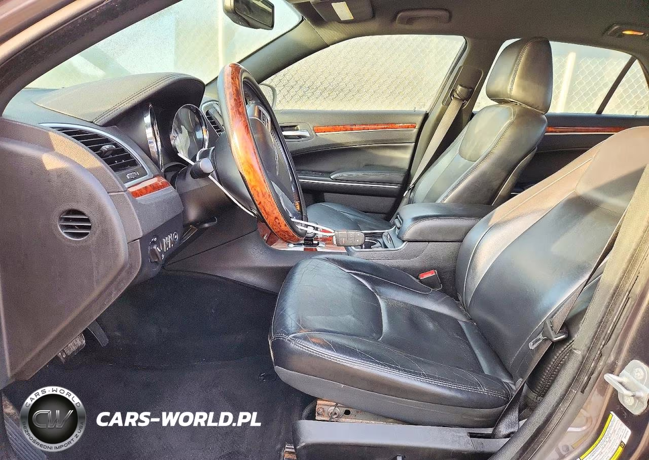 2014 Chrysler 300 VIN:2C3CCARG8EH328784 - 7