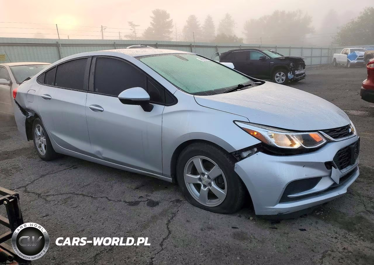 2017 Chevrolet Cruze Ls VIN:1G1BC5SM7H7139714 - 4