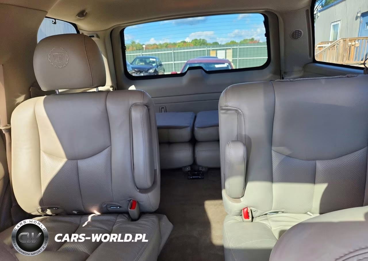 2006 Cadillac Escalade Luxury VIN:1GYEK63N86R121304 - 10