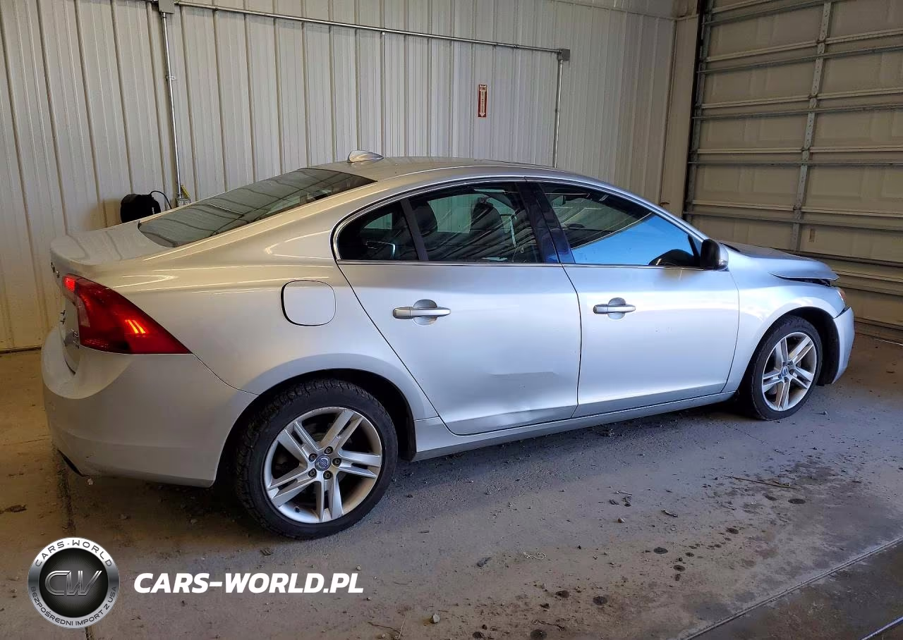 2015 Volvo S60 Premier VIN:YV1612TK5F1355596 - 3
