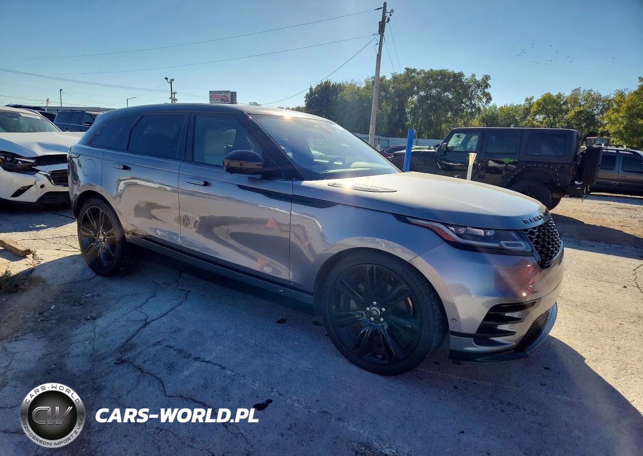 2020 Land Rover Range Rover Velar R-Dynamic Hse VIN:SALYM2EV4LA288605 - 4