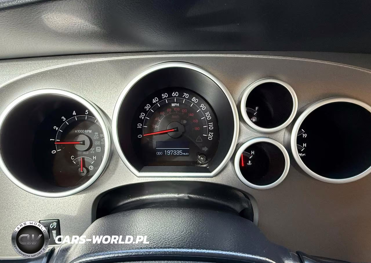 2014 Toyota Sequoia Limited VIN:5TDJW5G10ES104118 - 8