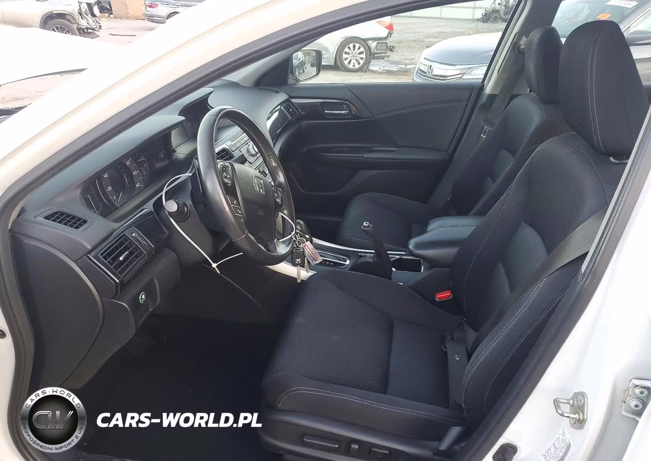 2015 Honda Accord Sport VIN:1HGCR2F55FA020458 - 7
