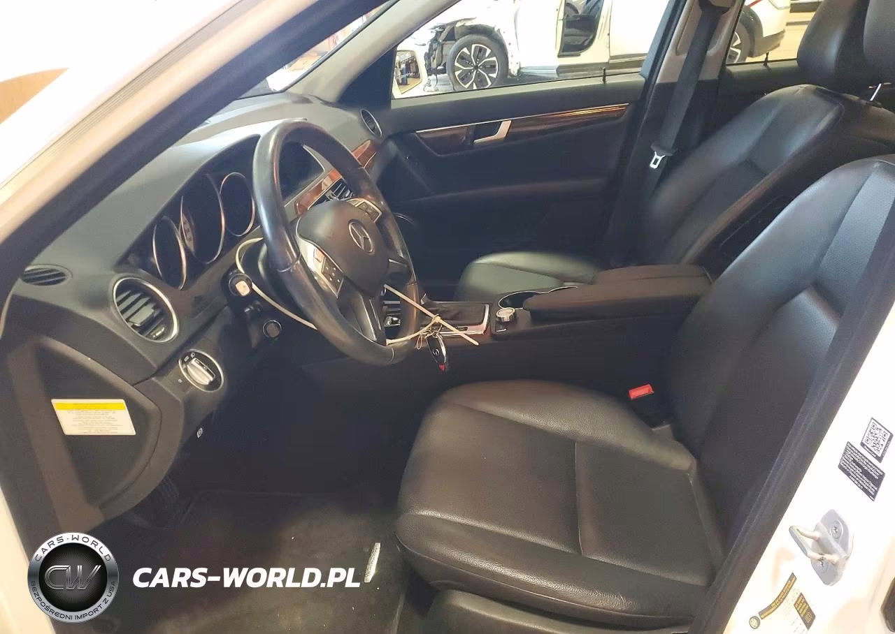 2013 Mercedes-Benz C 300 4Matic VIN:WDDGF8AB6DR270112 - 7