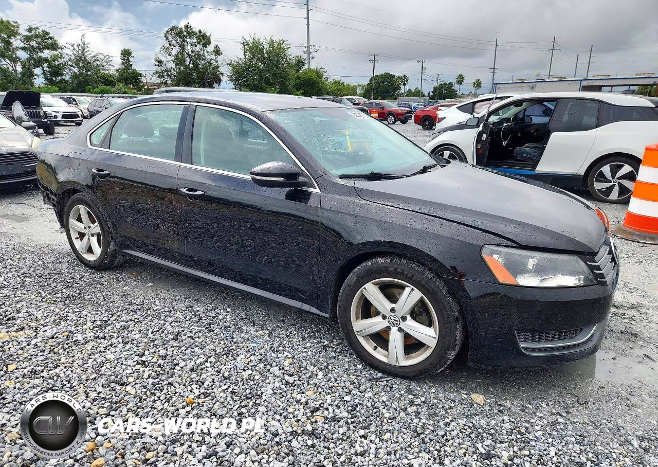 2012 Volkswagen Passat Se VIN:1VWBP7A39CC023315 - 4