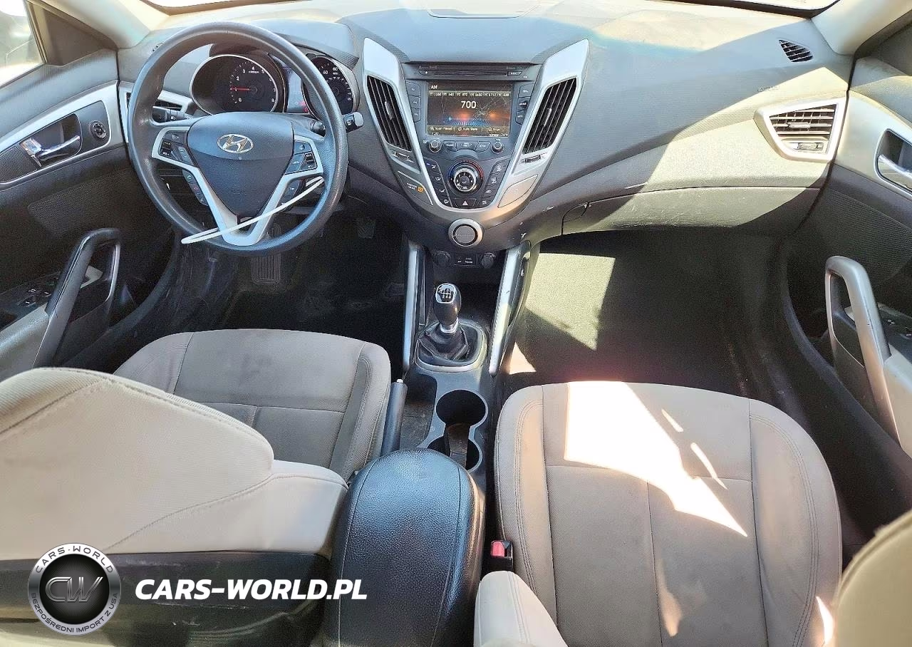 2013 Hyundai Veloster Base VIN:KMHTC6AD0DU084582 - 8