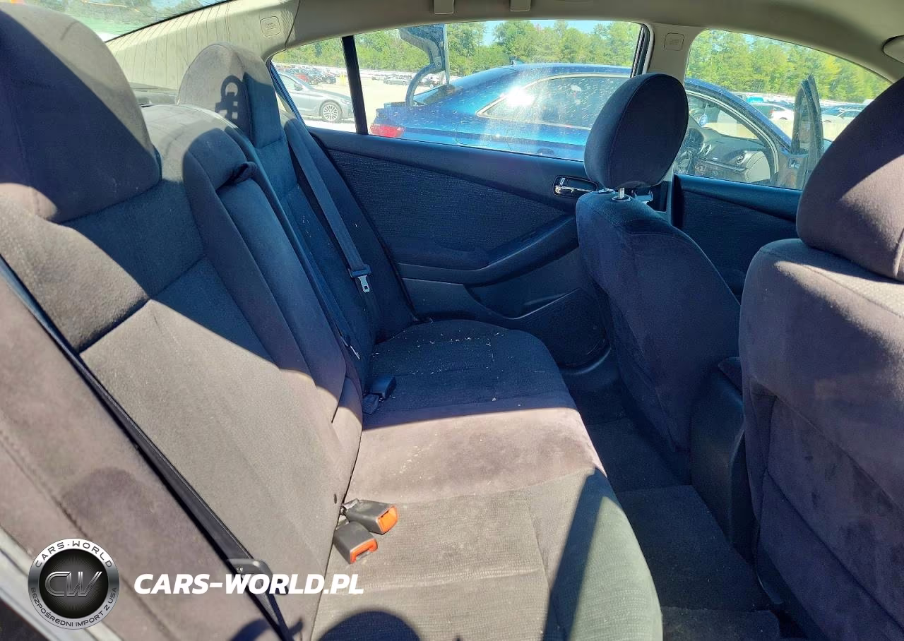 2011 Nissan Altima 2.5 VIN:1N4AL2AP7BC135048 - 10