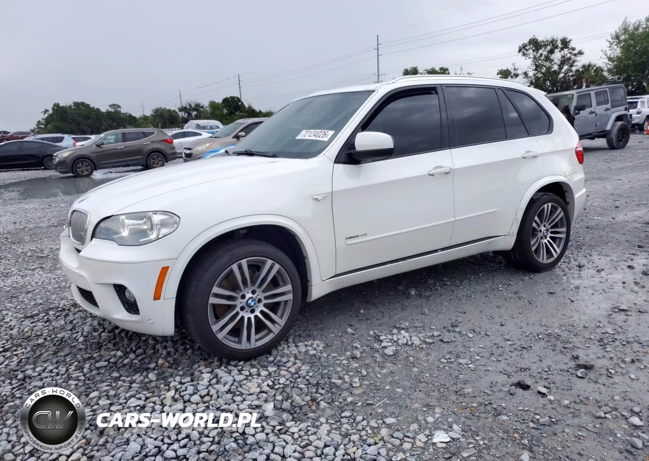 2013 BMW X5 xDrive50I VIN:5UXZV8C59DL426917 - 1
