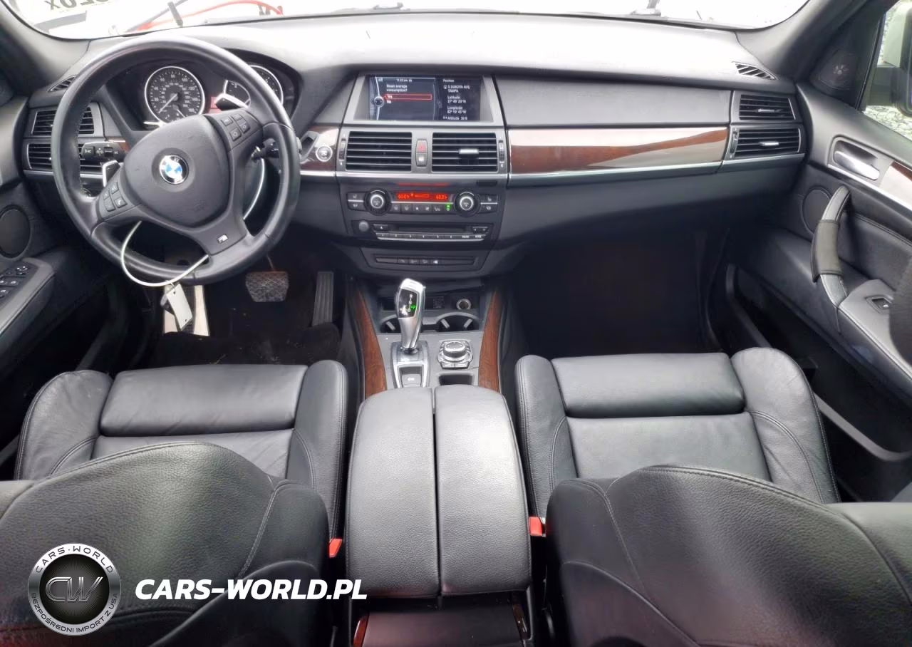 2013 BMW X5 xDrive50I VIN:5UXZV8C59DL426917 - 8