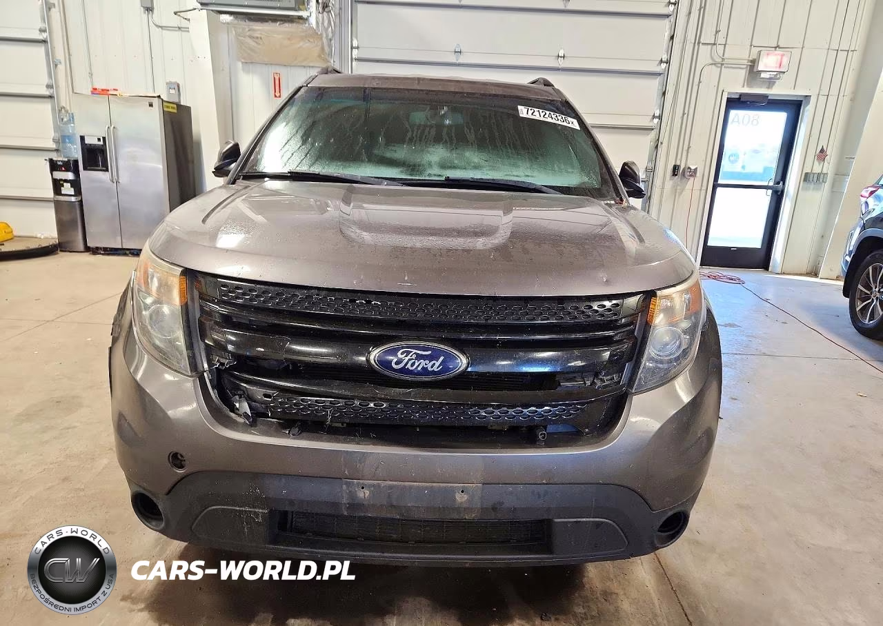 2014 Ford Explorer Police Interceptor VIN:1FM5K8AR2EGB54649 - 5
