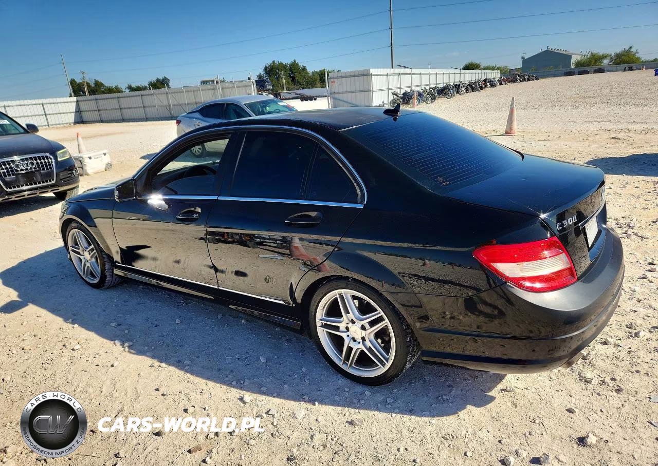 2011 Mercedes-Benz C 300 VIN:WDDGF5EB4BF635426 - 2