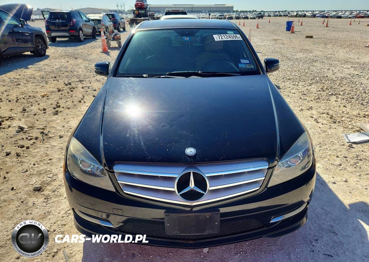 2011 Mercedes-Benz C 300 VIN:WDDGF5EB4BF635426 - 5