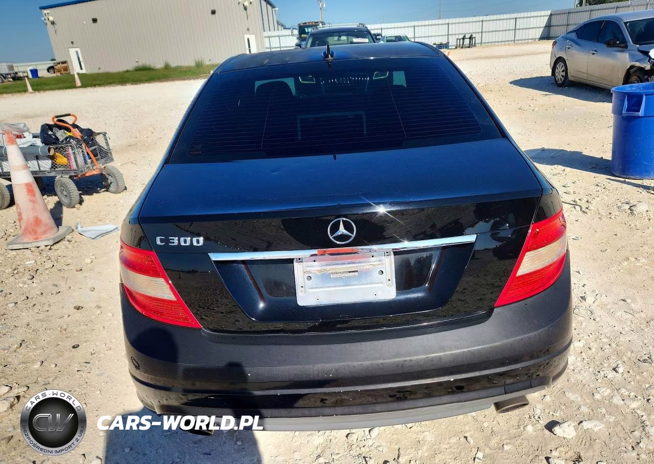 2011 Mercedes-Benz C 300 VIN:WDDGF5EB4BF635426 - 6