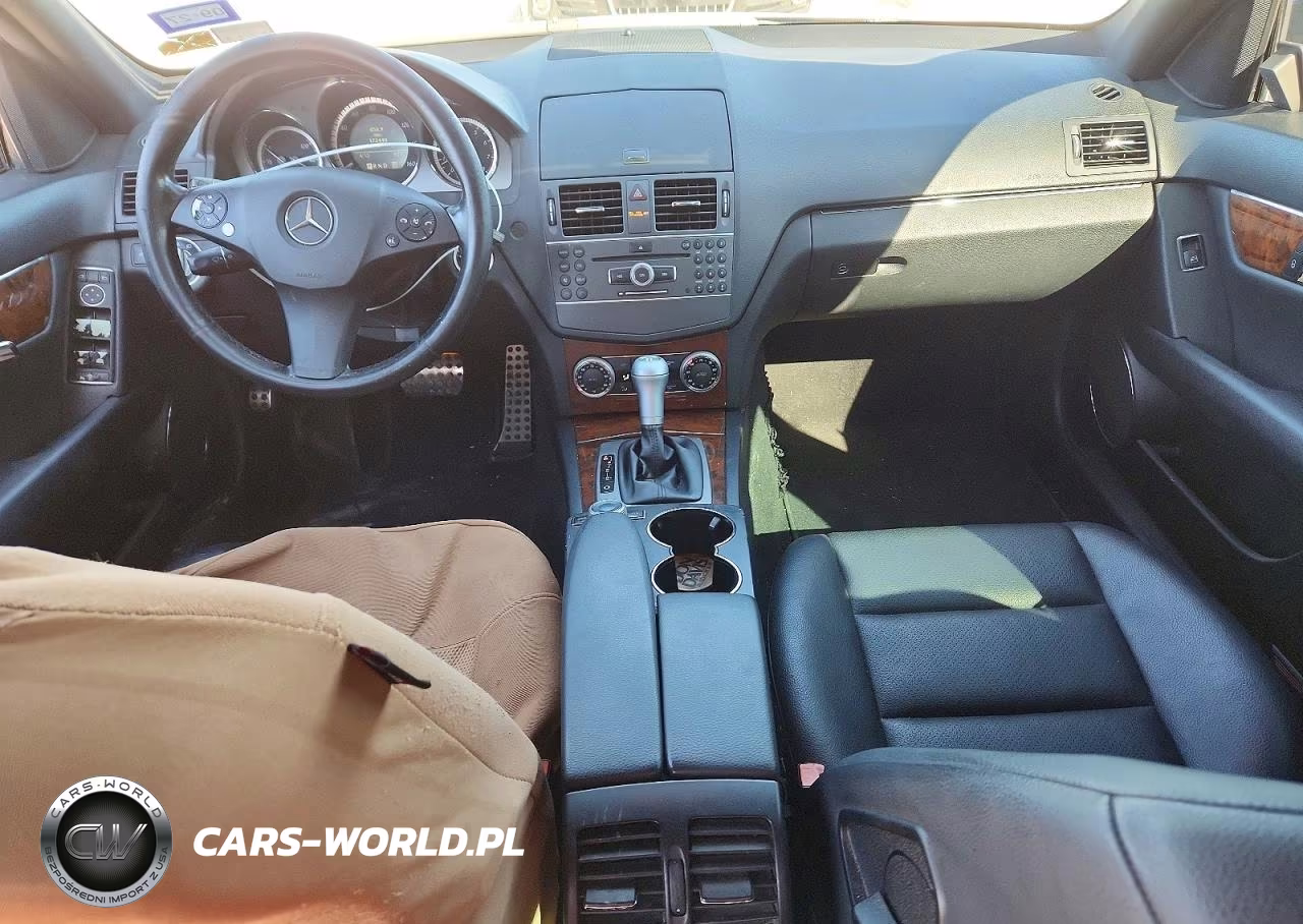 2011 Mercedes-Benz C 300 VIN:WDDGF5EB4BF635426 - 8
