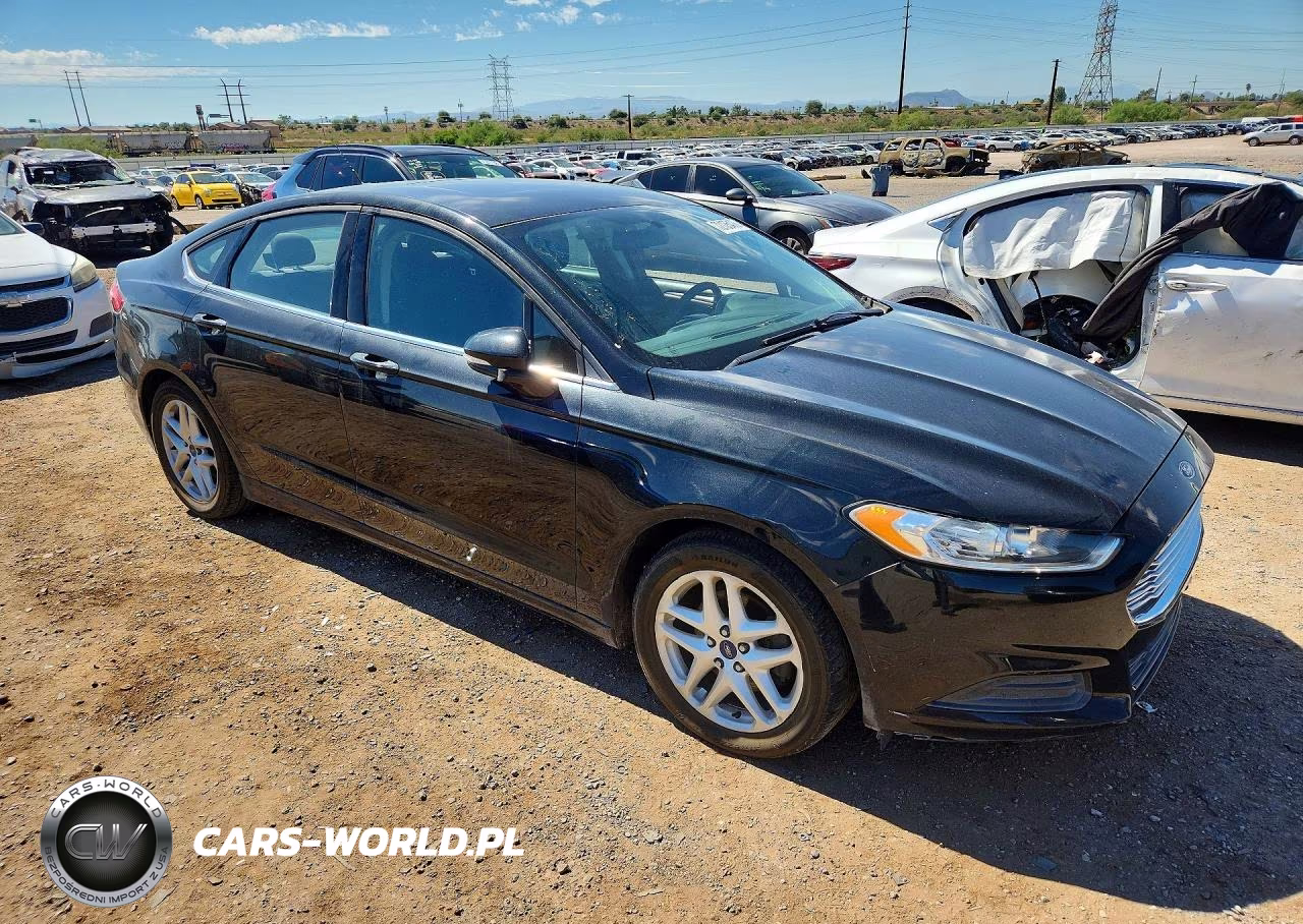2014 Ford Fusion Se VIN:1FA6P0H71E5383406 - 4
