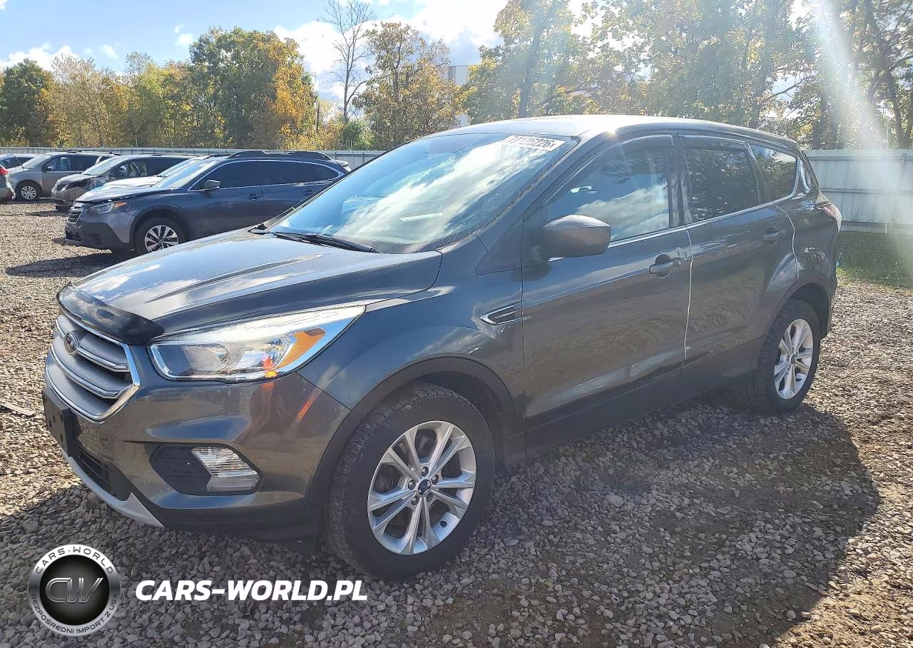 2017 Ford Escape Se VIN:1FMCU9GD2HUC75433 - 1
