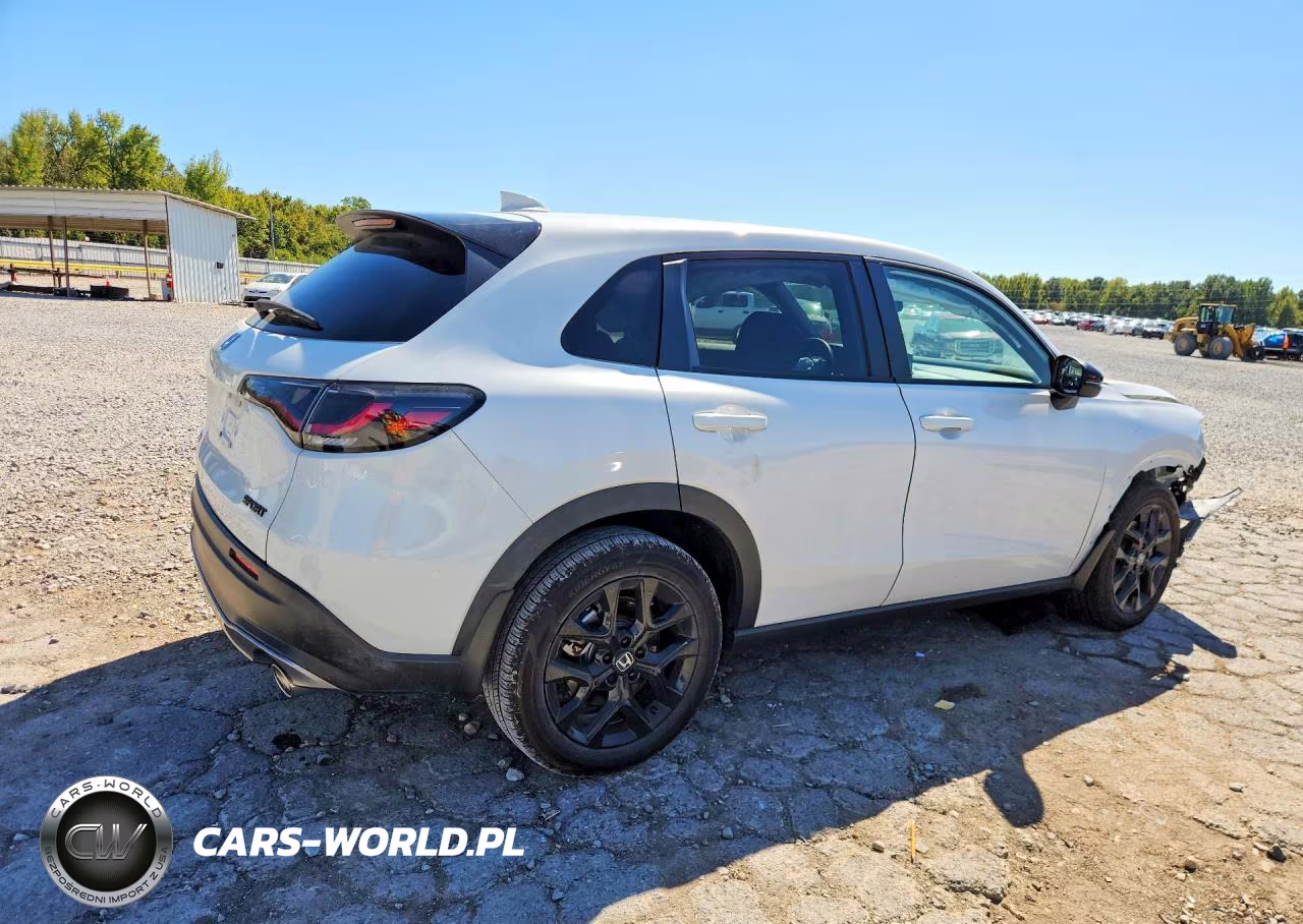 2025 Honda Hr-V Sport VIN:3CZRZ2H54SM729508 - 3