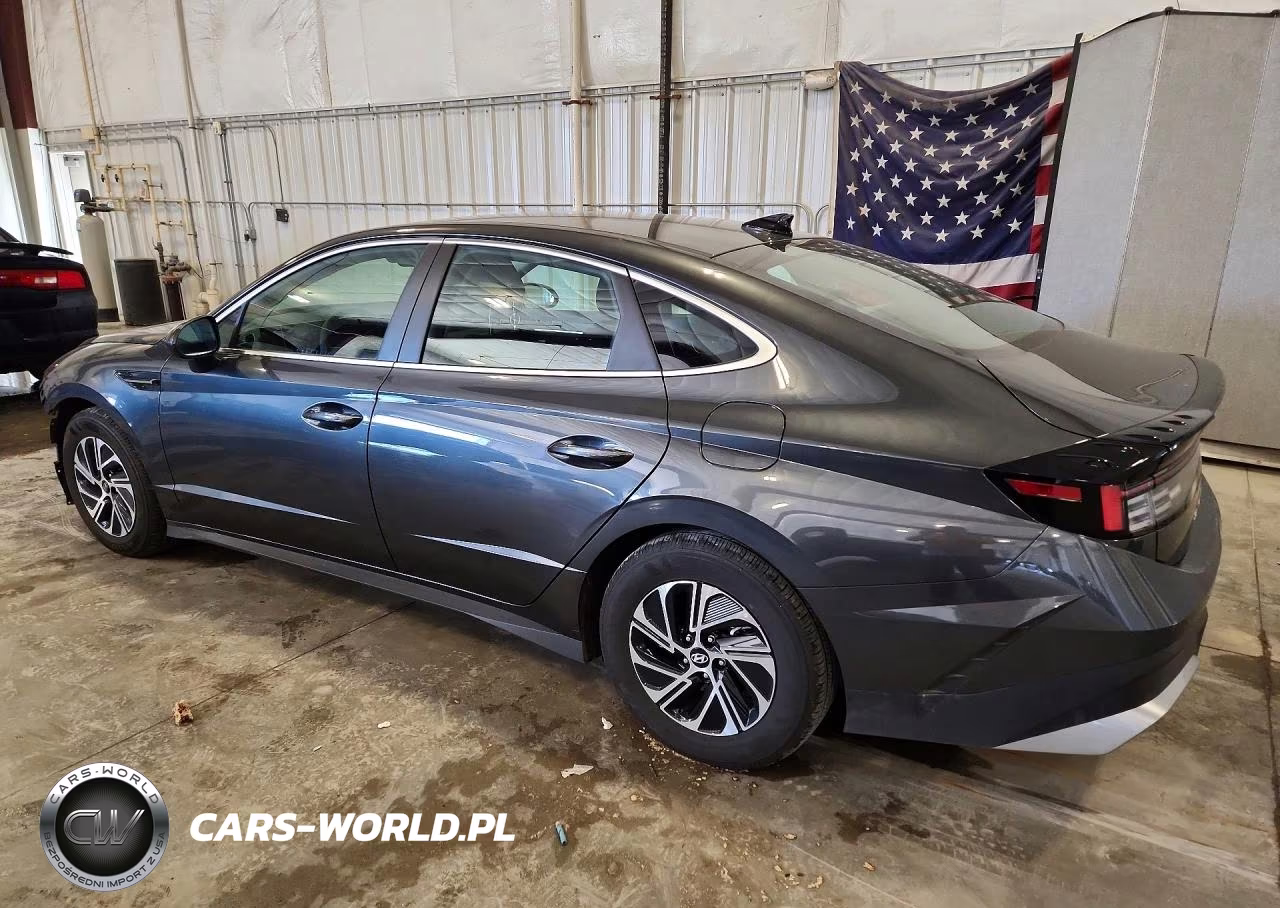 2026 Hyundai Sonata Hybrid Blue VIN:KMHL24JJ8TA183597 - 2