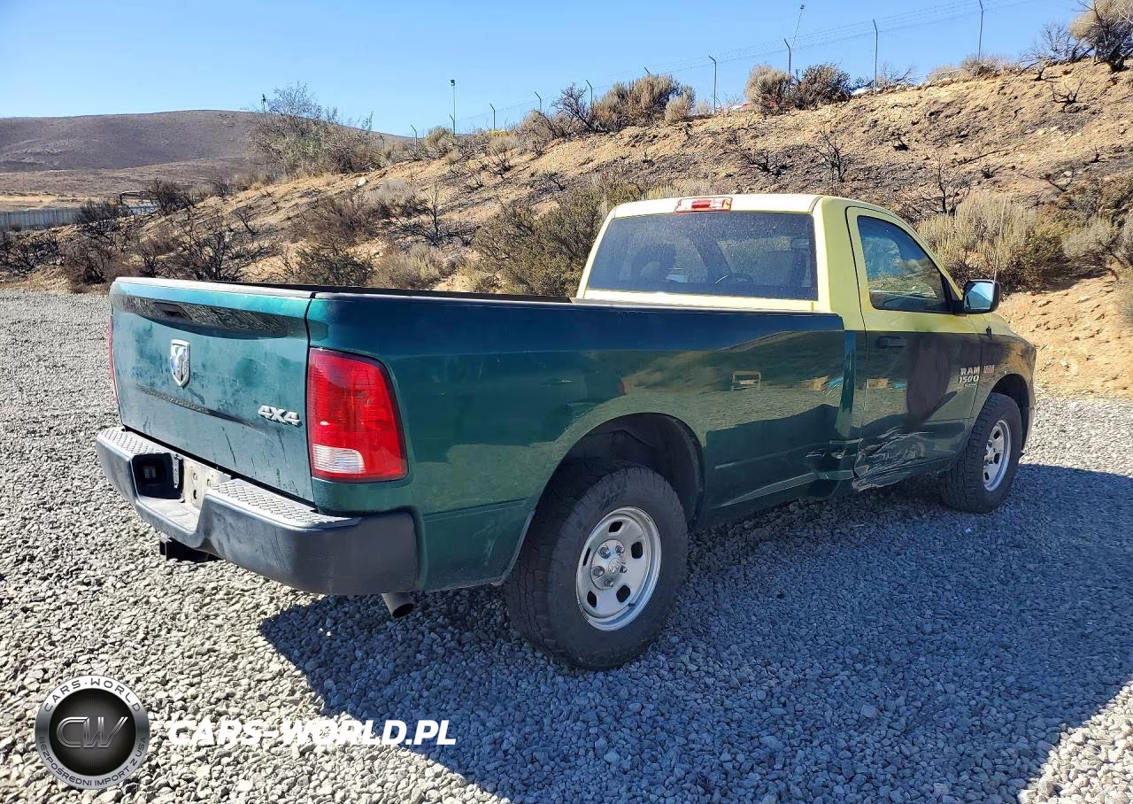 2019 Ram 1500 Classic Tradesman VIN:3C6JR7DT4KG668672 - 3