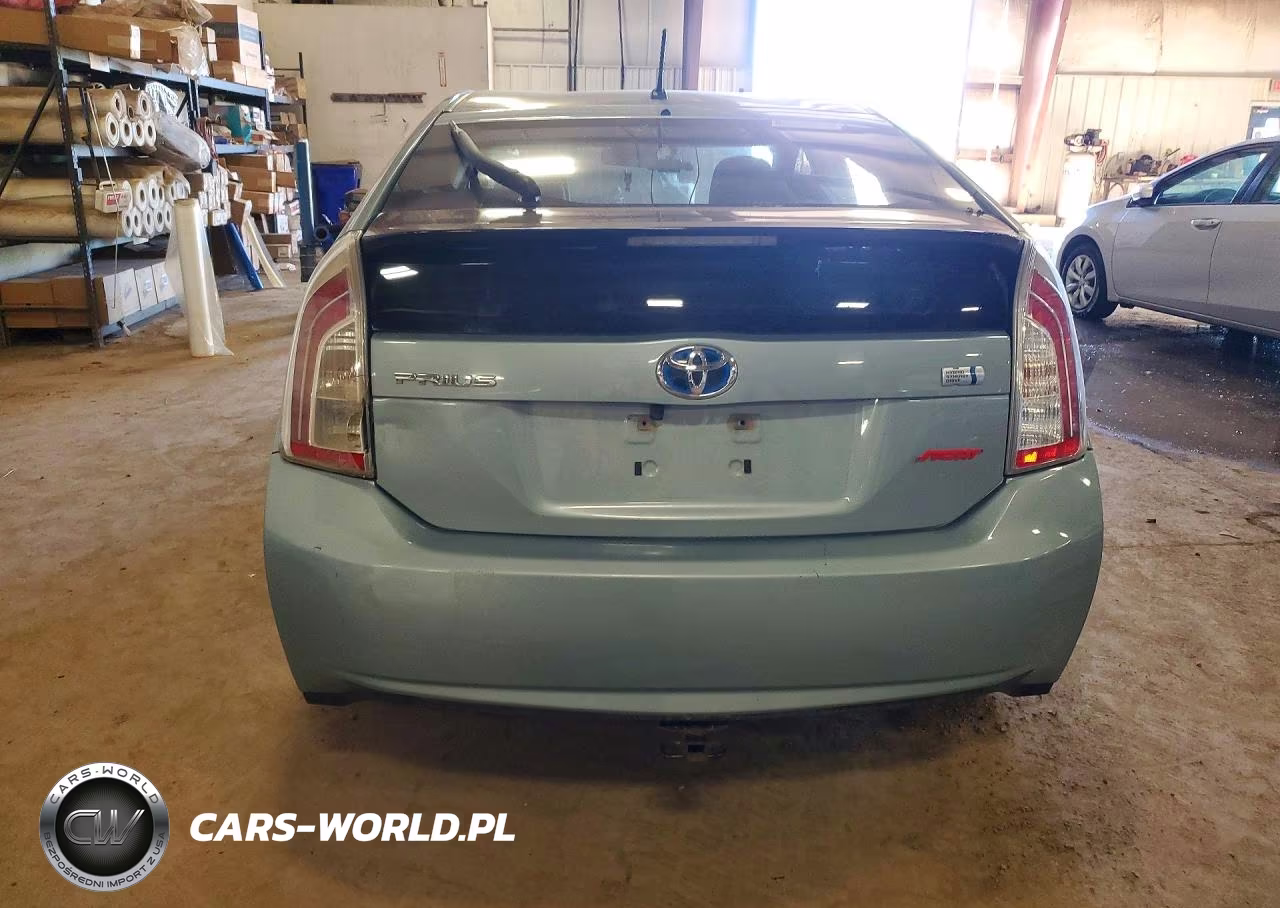 2014 Toyota Prius Two VIN:JTDKN3DU5E1849695 - 6