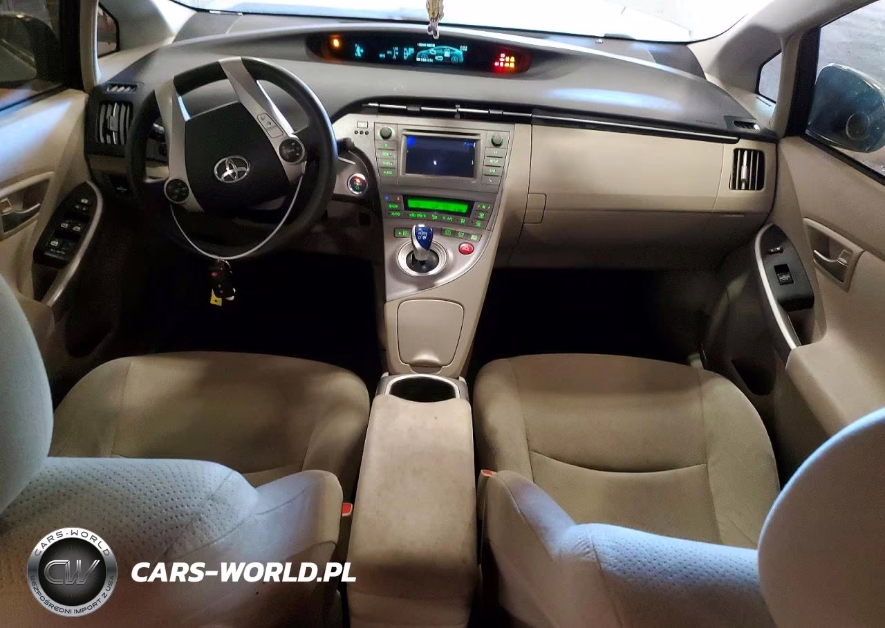 2014 Toyota Prius Two VIN:JTDKN3DU5E1849695 - 8