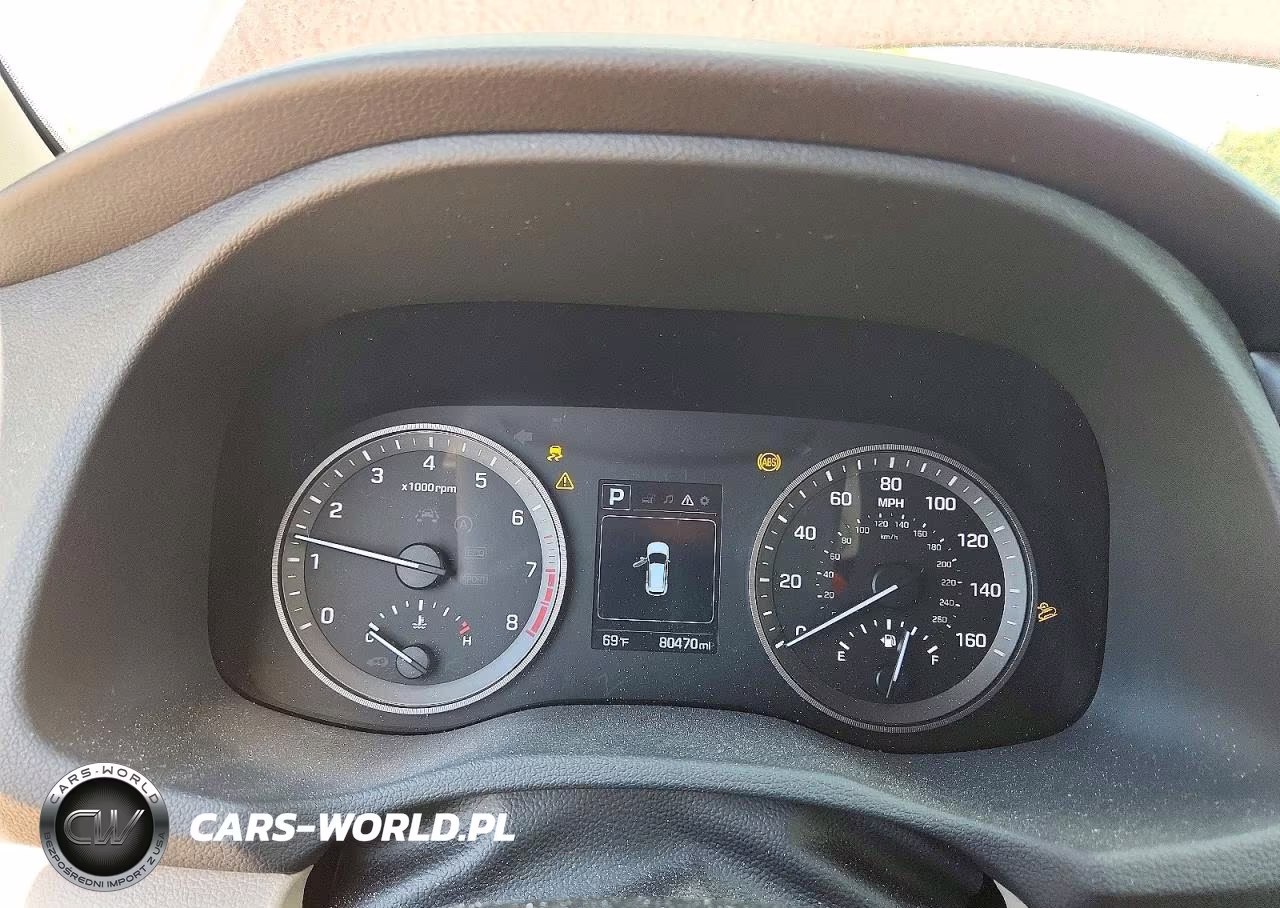 2017 Hyundai Tucson Sport VIN:KM8J33A20HU381751 - 9