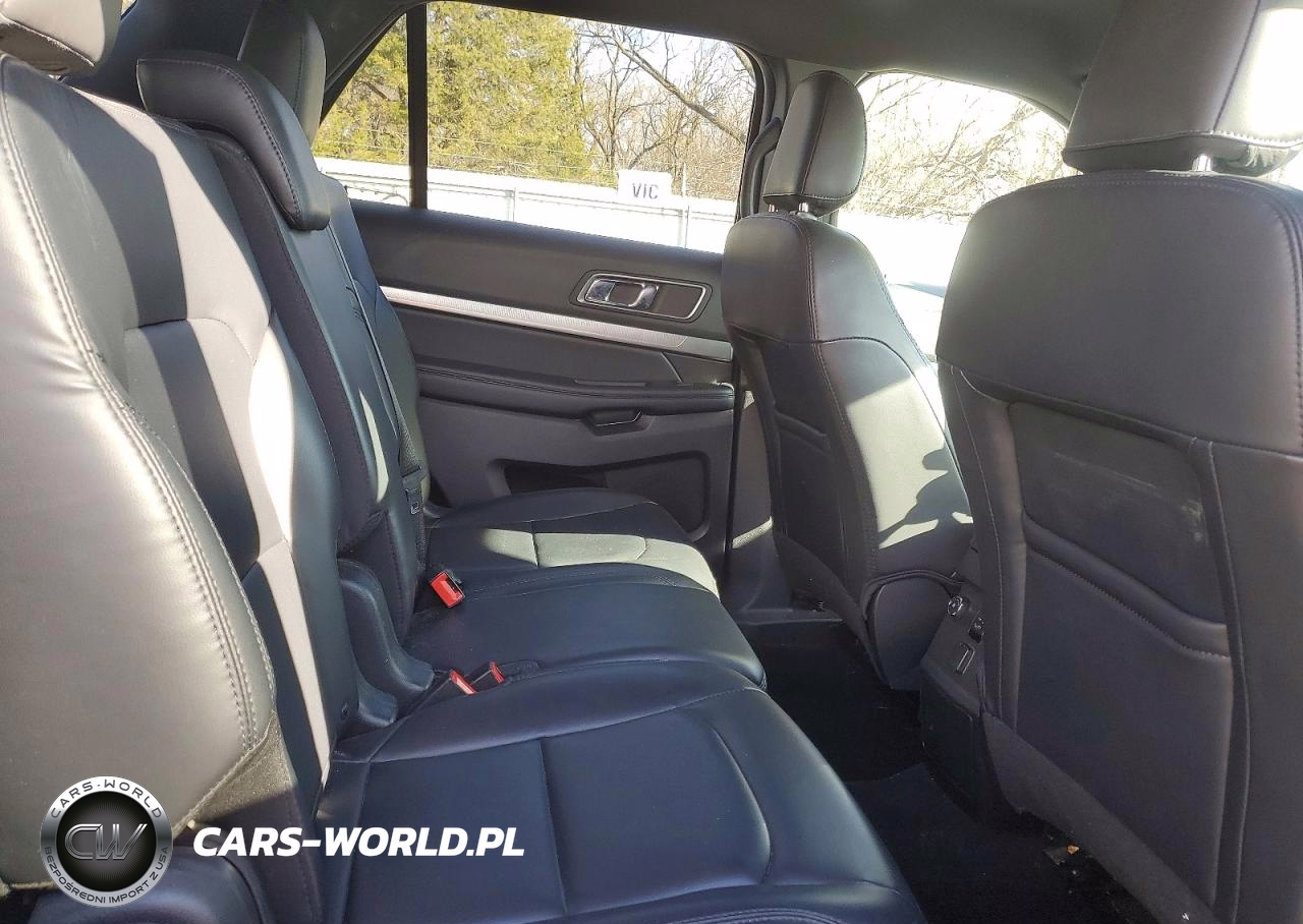 2019 Ford Explorer Xlt VIN:1FM5K8D86KGA82594 - 11