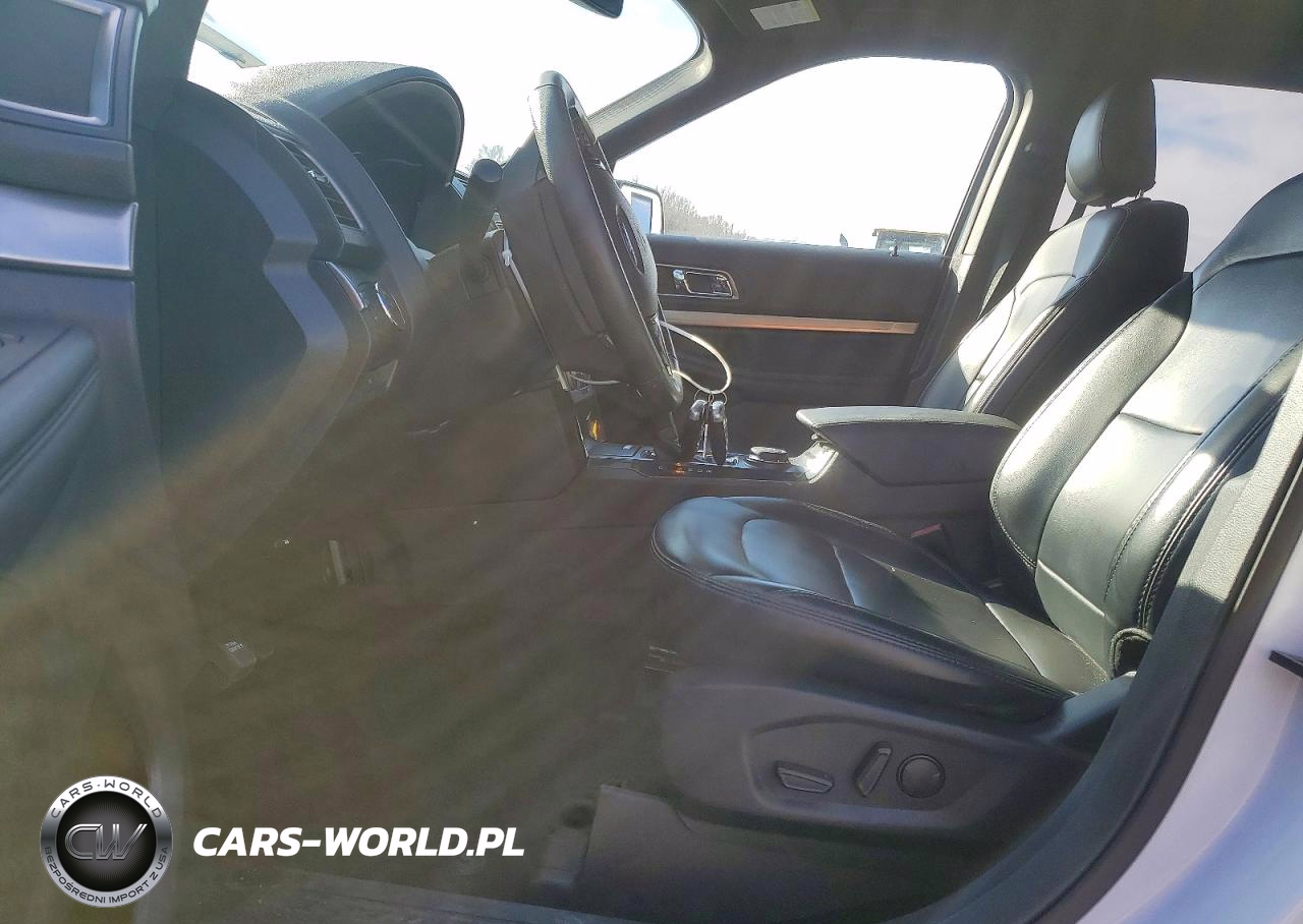 2019 Ford Explorer Xlt VIN:1FM5K8D86KGA82594 - 7