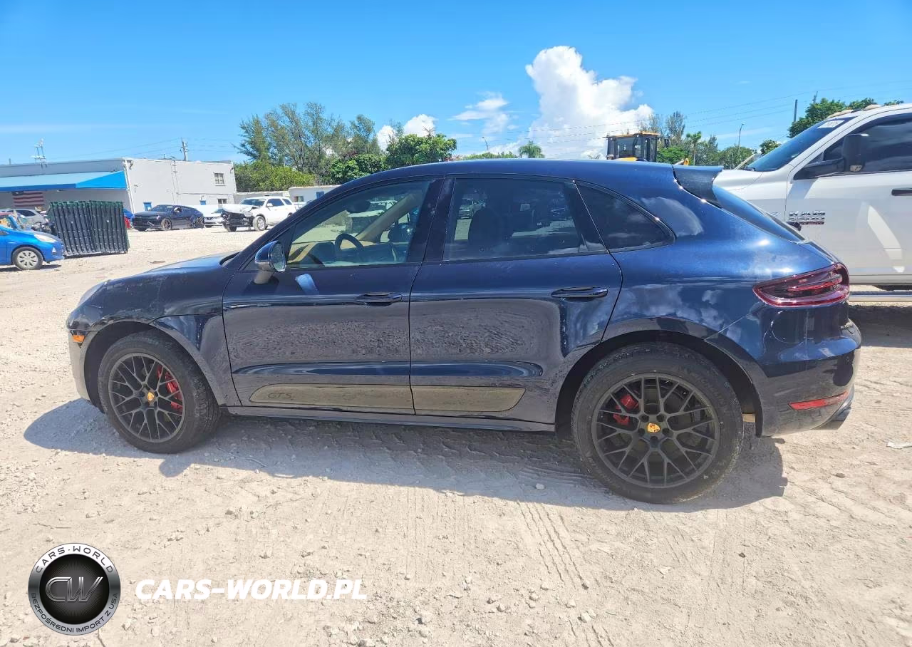 2017 Porsche Macan Gts VIN:WP1AG2A57HLB52758 - 2