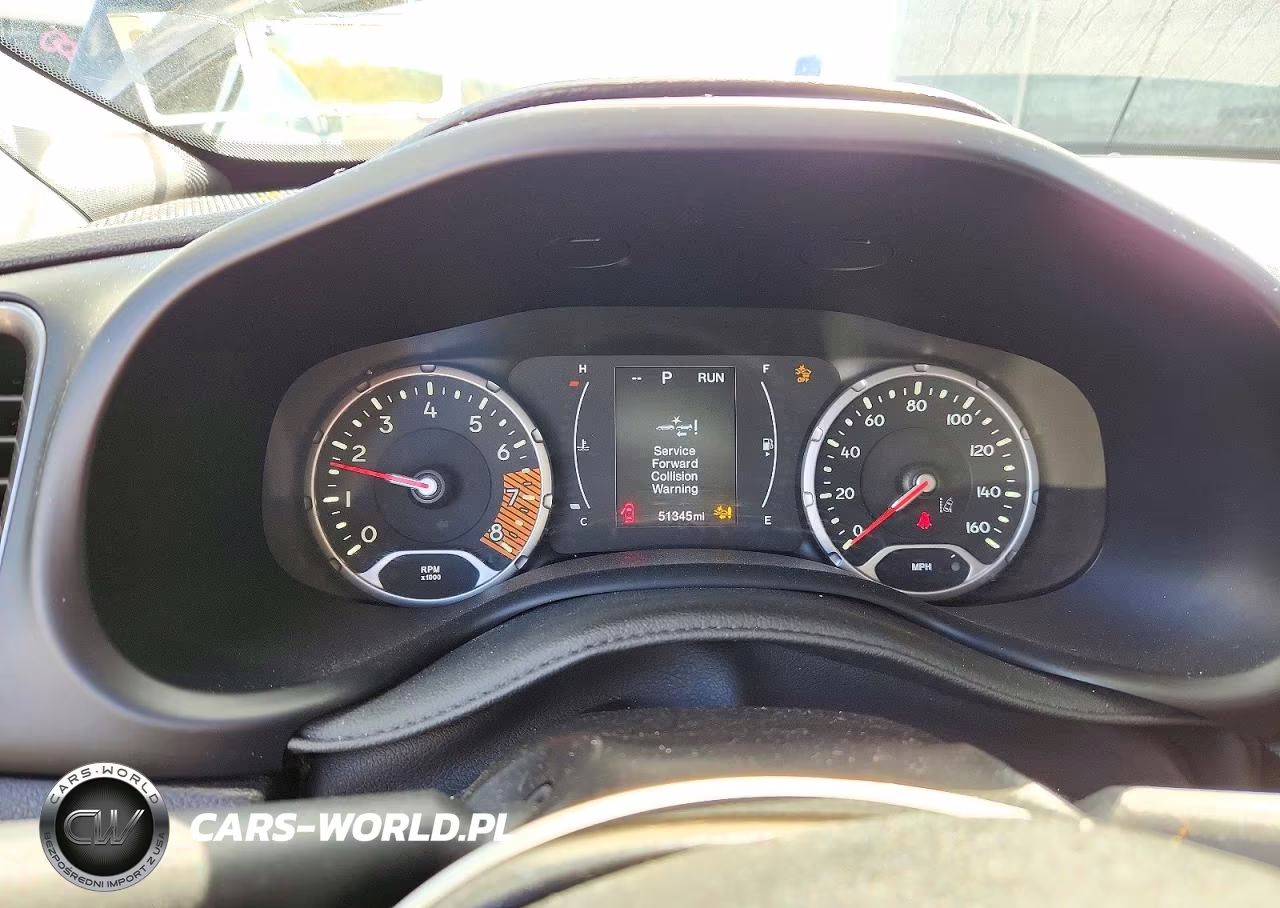 2023 Jeep Renegade Latitude VIN:ZACNJDB10PPP70278 - 9