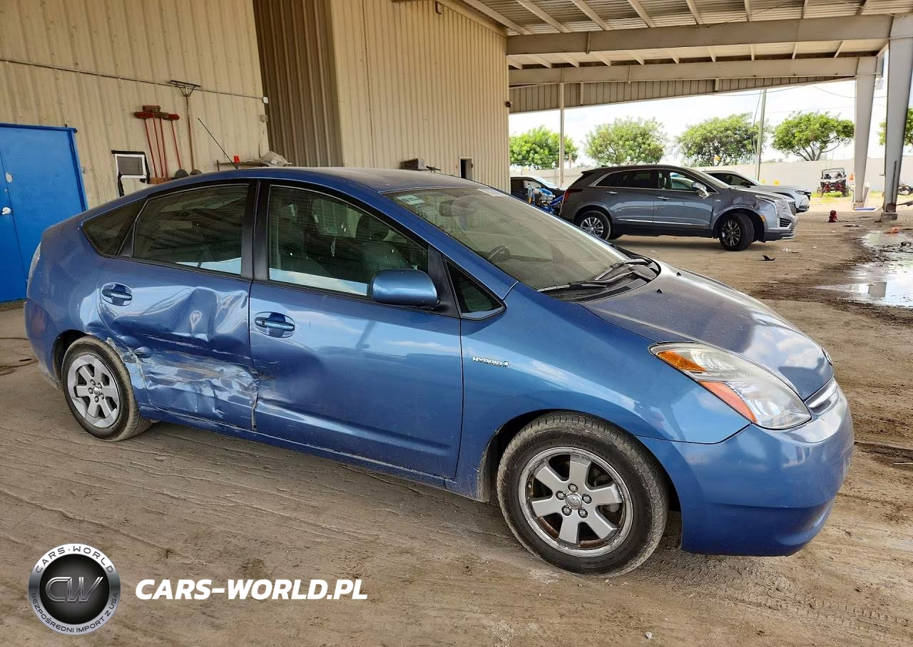 2009 Toyota Prius Base VIN:JTDKB20U397830977 - 4