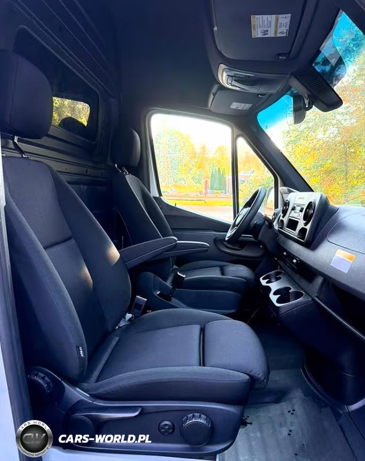 2023 Mercedes-Benz Sprinter 2500 VIN:W1Y4KCHY0PT141985 - 11