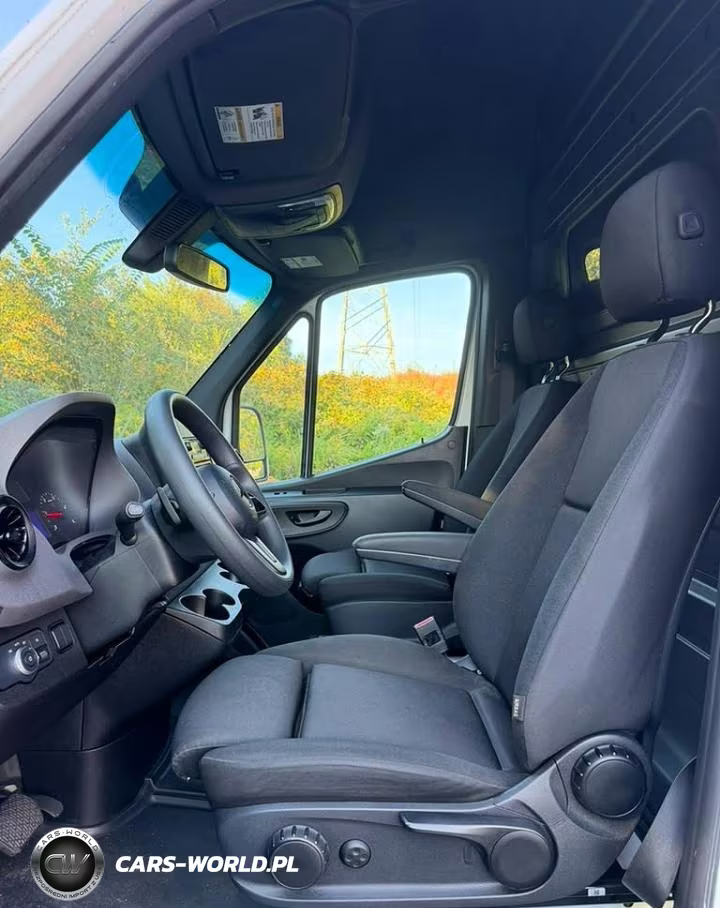 2023 Mercedes-Benz Sprinter 2500 VIN:W1Y4KCHY0PT141985 - 12