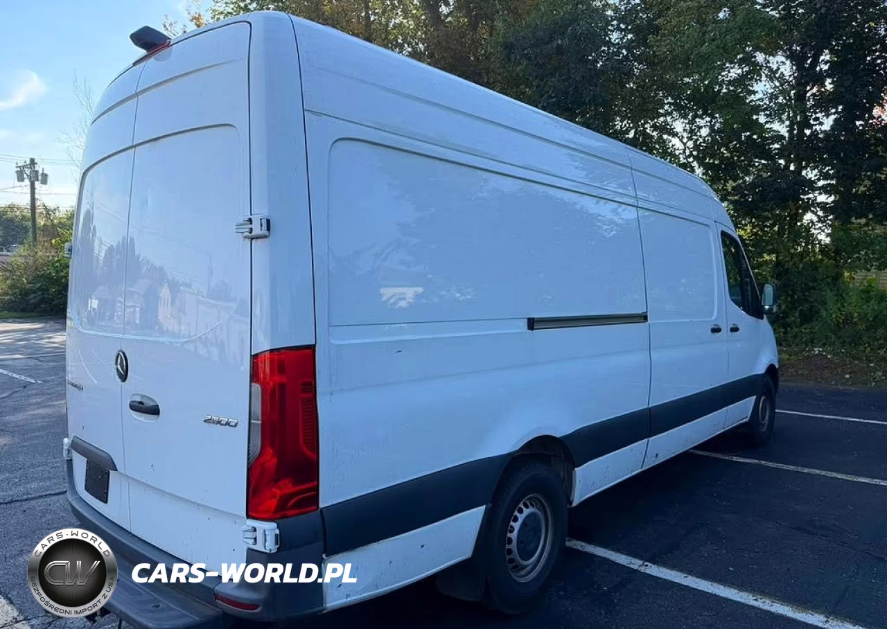 2023 Mercedes-Benz Sprinter 2500 VIN:W1Y4KCHY0PT141985 - 3