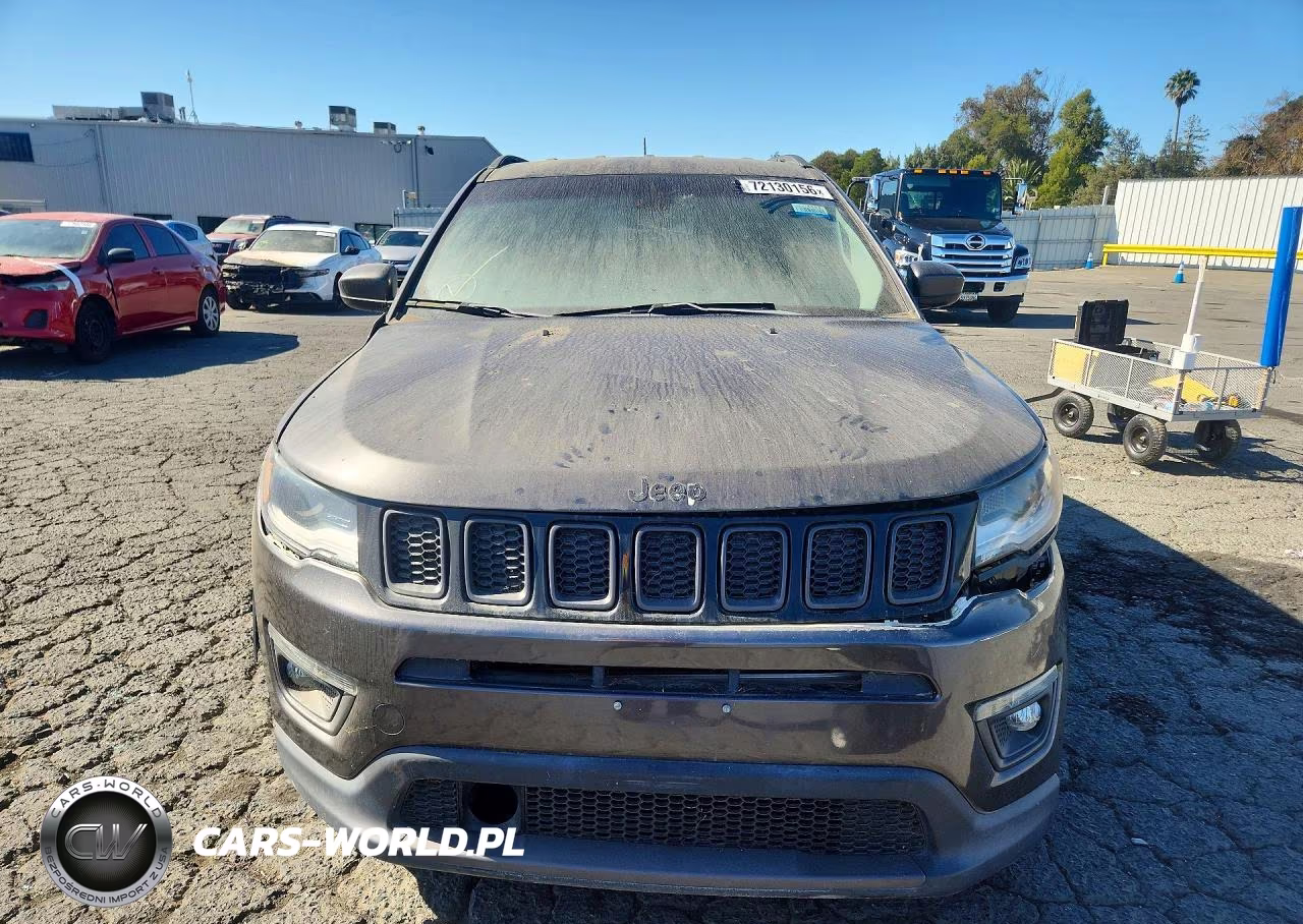 2020 Jeep Compass Latitude VIN:3C4NJDBB4LT131982 - 5