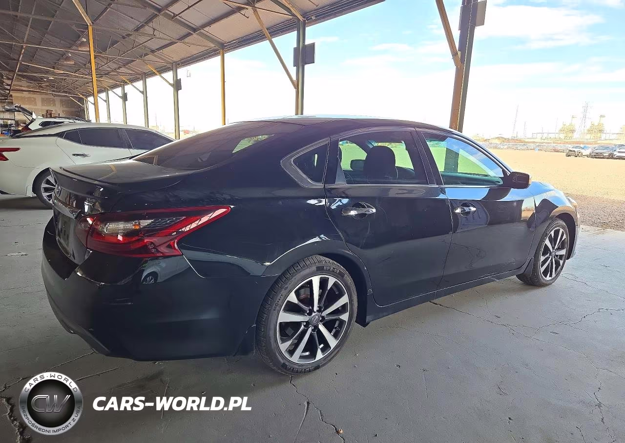 2017 Nissan Altima 2.5 Sr VIN:1N4AL3AP4HN313405 - 3