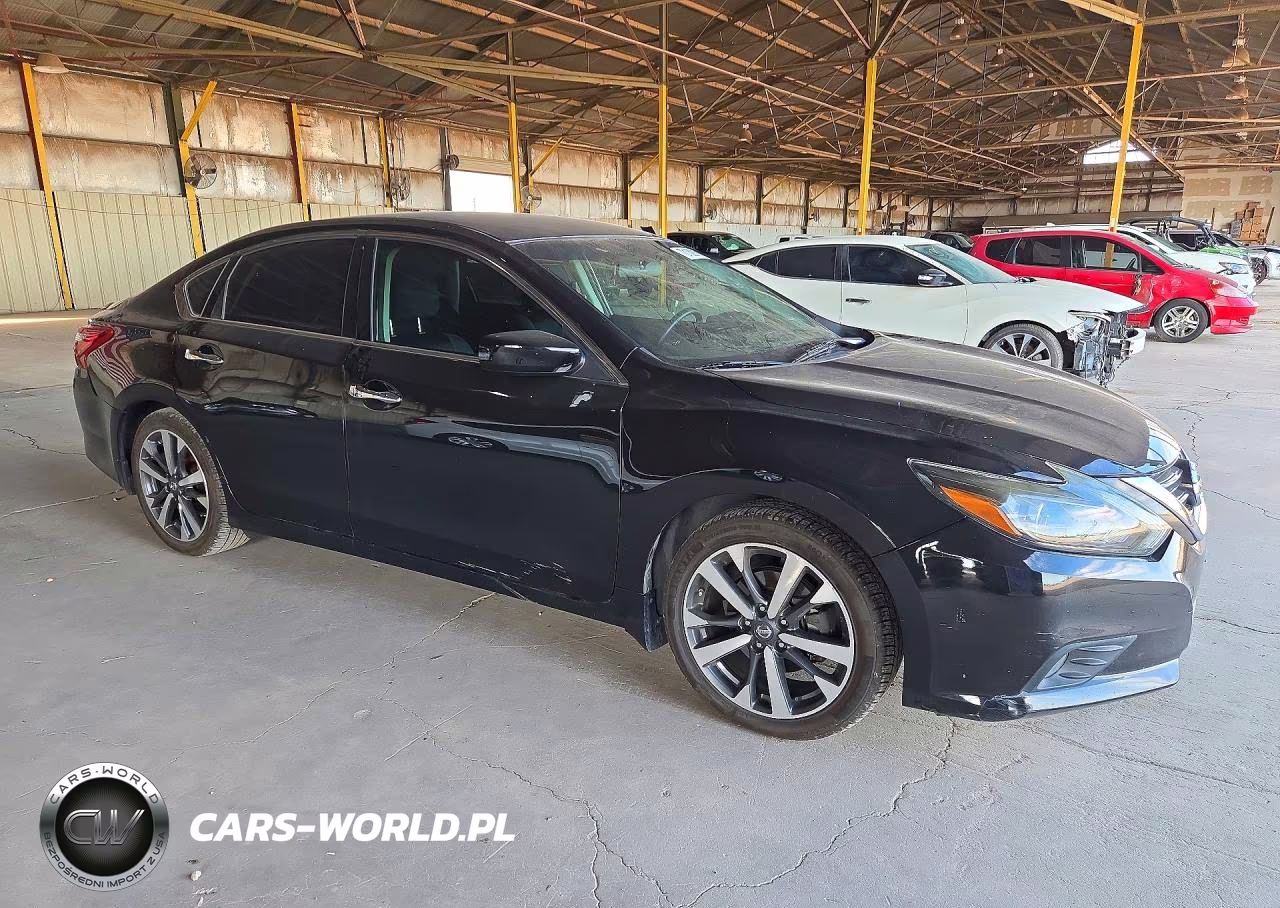 2017 Nissan Altima 2.5 Sr VIN:1N4AL3AP4HN313405 - 4