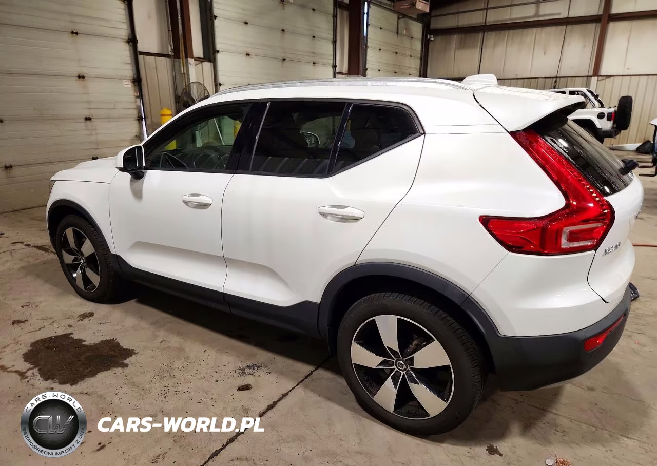 2021 Volvo Xc40 T5 Momentum VIN:YV4162UK4M2399142 - 2